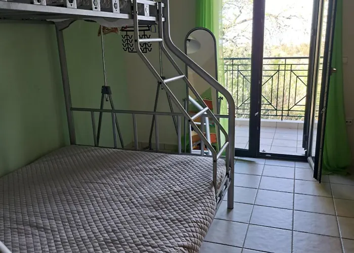 αγναντιο μεζονέτα 110 τ.μ. Hébergement de vacances Spanokhórion