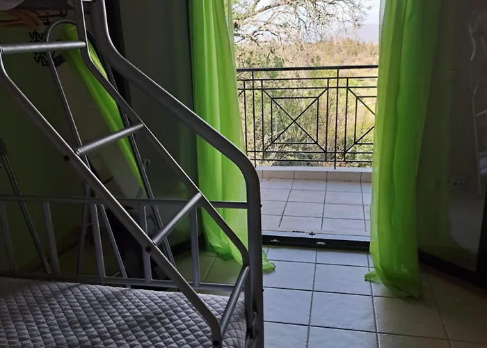 Hébergement de vacances αγναντιο μεζονέτα 110 τ.μ. Spanokhórion