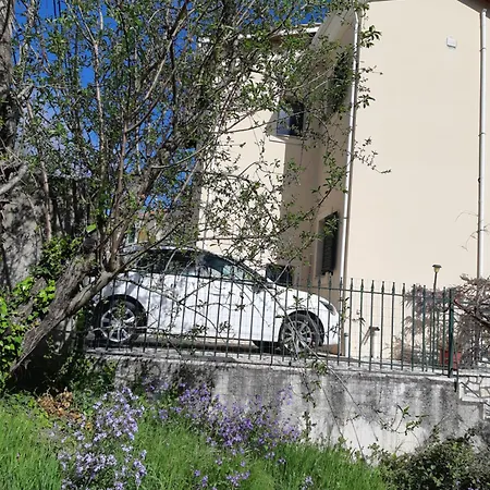 αγναντιο μεζονέτα 110 τ.μ. Nyaraló